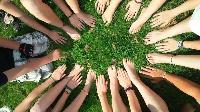 Communities 2.0 or The Architecture of Participation